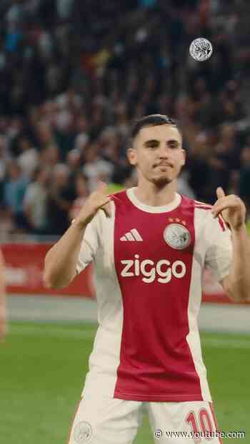 Score and celebrate with Oscar Gloukh! 🤙