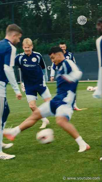 Caio Henrique nutmegs Marcos Leonardo 🤣