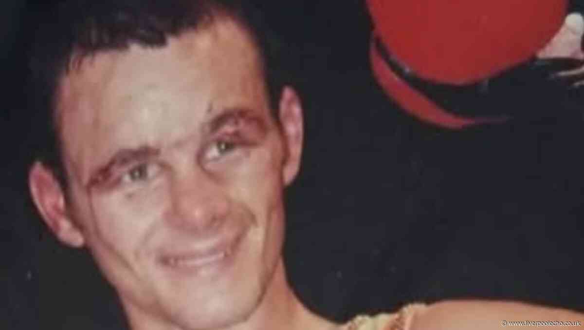 Merseyside boxing in mourning as legendary fighter Paul 'Livewire' Lloyd dies aged 57