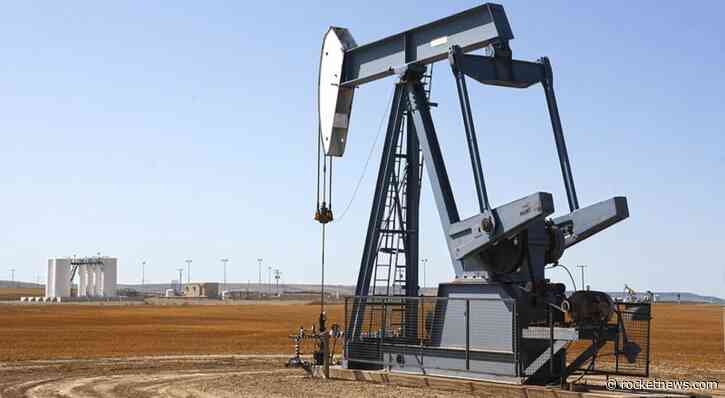Oil Prices Fall to 11-Day Low as Investors Assess US-Iran Diplomacy and Saudi Exports