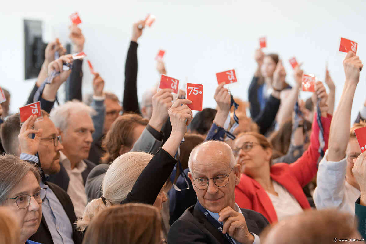 Sterbehilfe: Juristen fordern Klarheit