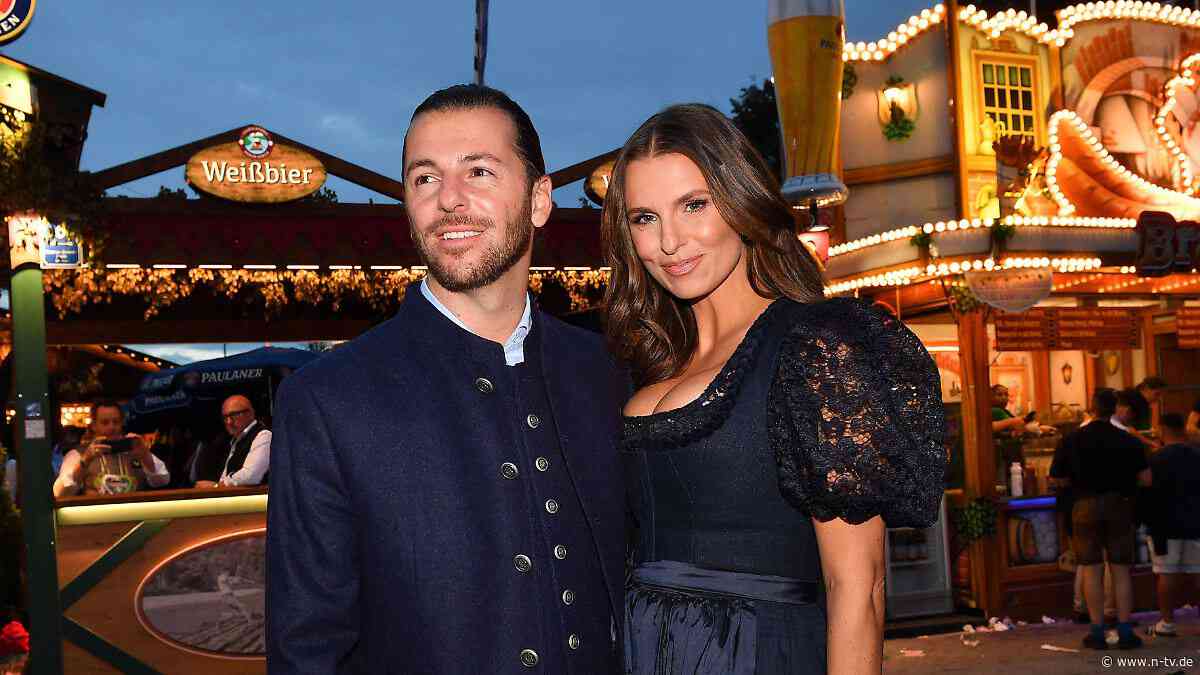 Promis beim Almauftrieb: Laura Wontorra und Riccardo Basile legen verliebten Wiesn-Auftritt hin