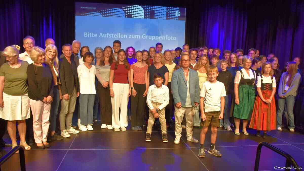 Große Bühne für die Sportler: Über 100 Puchheimer ausgezeichnet - „Unschätzbarer Wert“