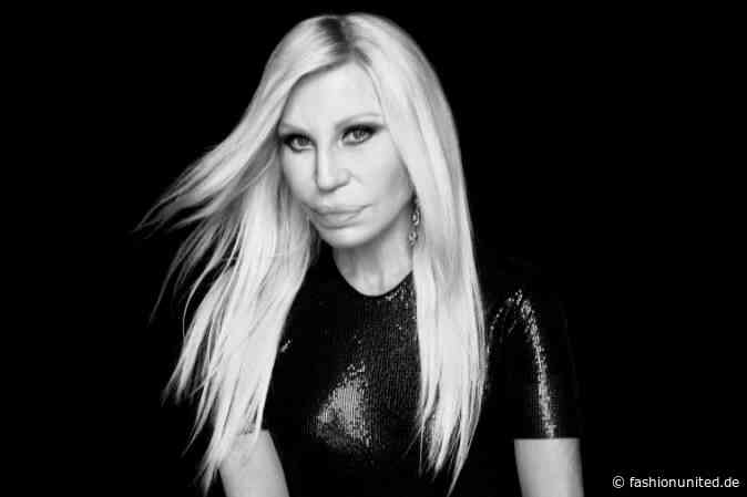 Donatella Versaces neue Marke: Einblicke in ihr Beauty- und Mode-Venture mit Revolve