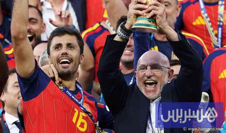 دي لا فوينتي مدرباً لإسبانيا حتى 2032 
