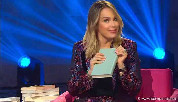 “Racconteremo gli ospiti attraverso i libri e i libri attraverso gli ospiti”: Sonia Bruganelli presenta il suo nuovo programma su Italia 1