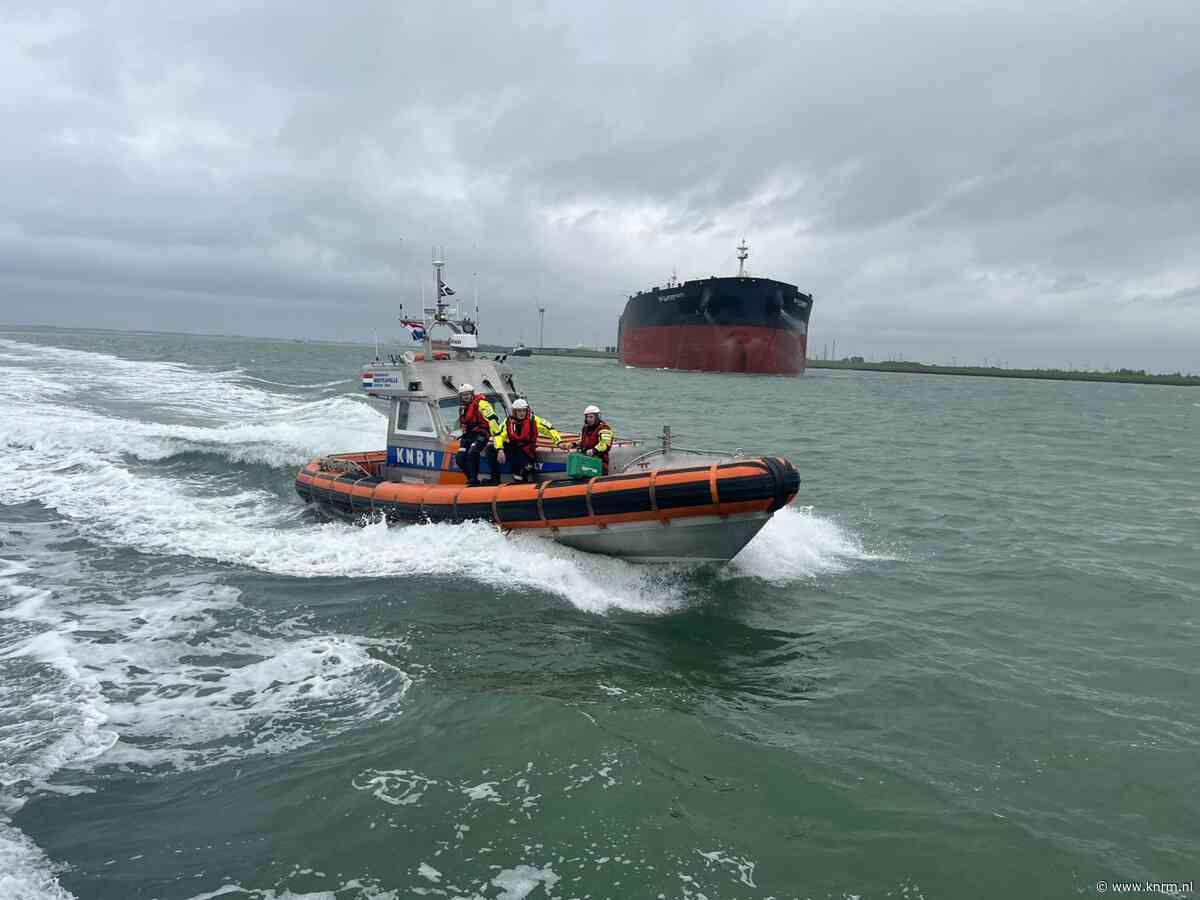 Westerschelde-oefening: aanvaring, gevallen bemanningslid, lekkage, evacuatie en zoekactie op één dag