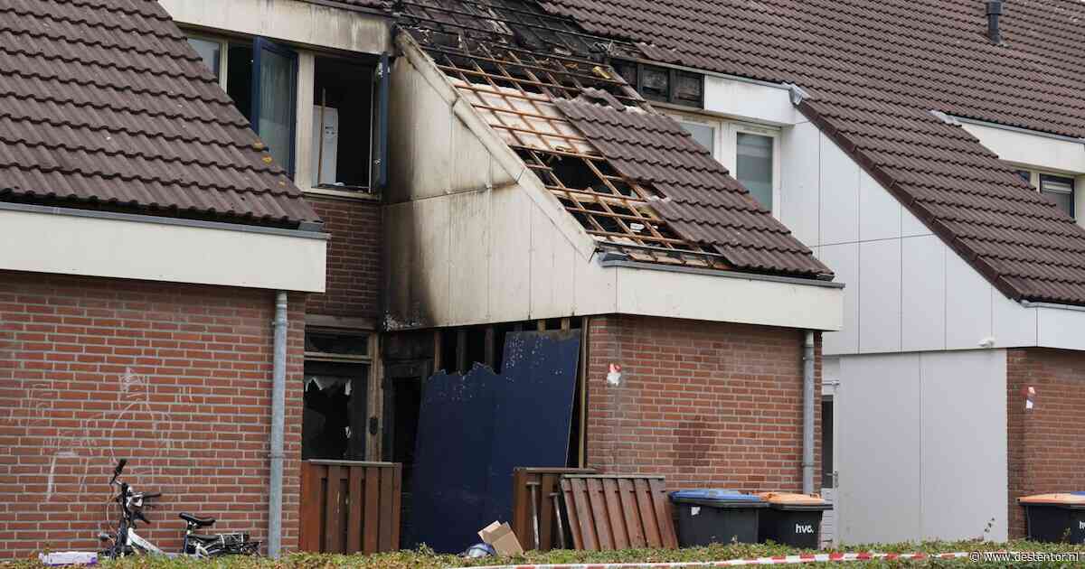 Emmers vol harddrugs gevonden in Lelystadse woning waar brand uitbrak