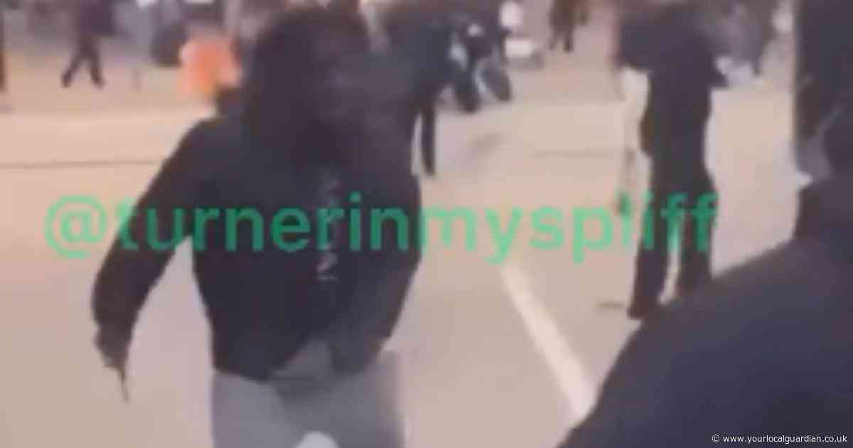 Shocking video shows pair fighting with knives on busy street in Croydon town centre