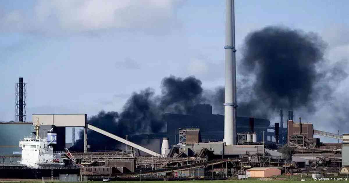 Korte brand met veel rookontwikkeling bij Tata Steel