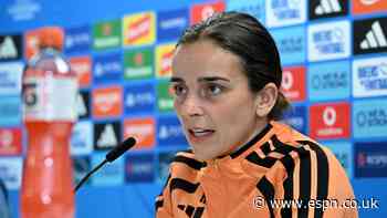 Slegers hints at Arsenal changes in UWCL opener