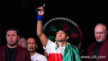 Fight By Fight Preview | UFC Fight Night: Rosas Jr. vs Barcelos