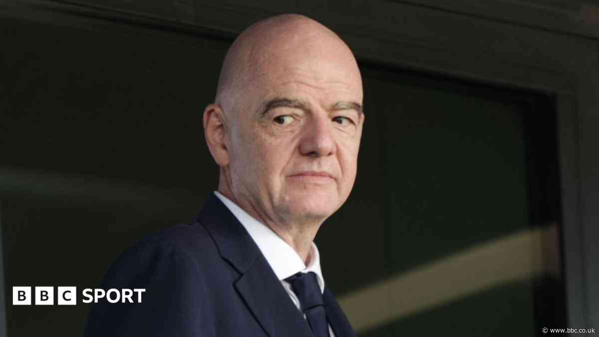 Infantino proposes external review of Fifa governance