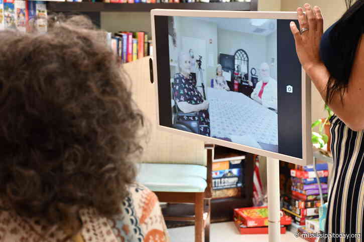 Gulfport program helps nursing home residents stay connected