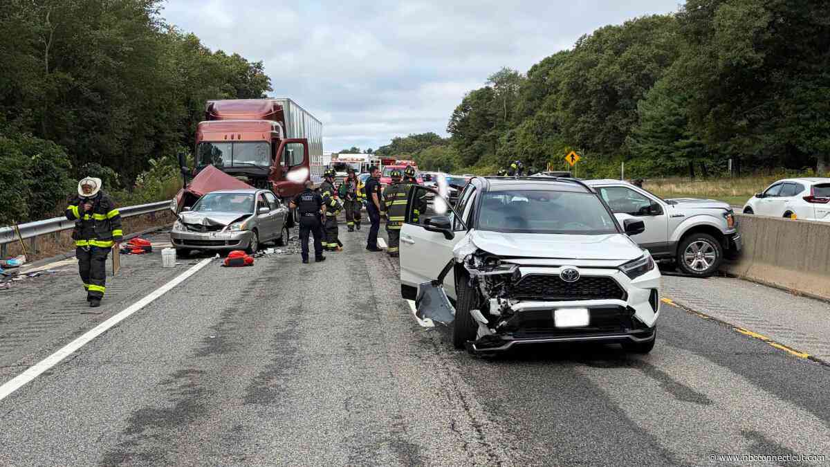 I-95 North shut down in Old Saybrook due to a 7-vehicle crash, officials say
