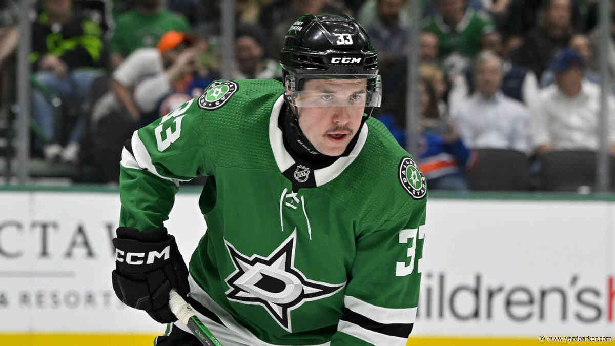 Blackhawks Loan Nine Players to Rockford