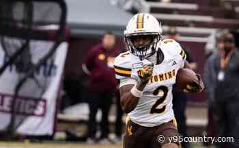 Hawaii Notebook: What About Those Wyoming Receivers?