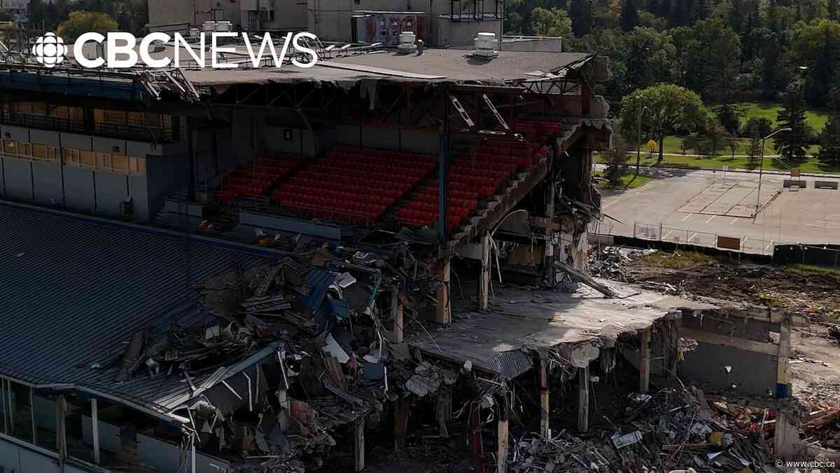 Demolition of former Northlands Spectrum now underway in Edmonton
