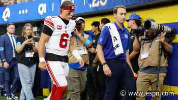Giants QB Dart limps off field with knee injury, questionable to return
