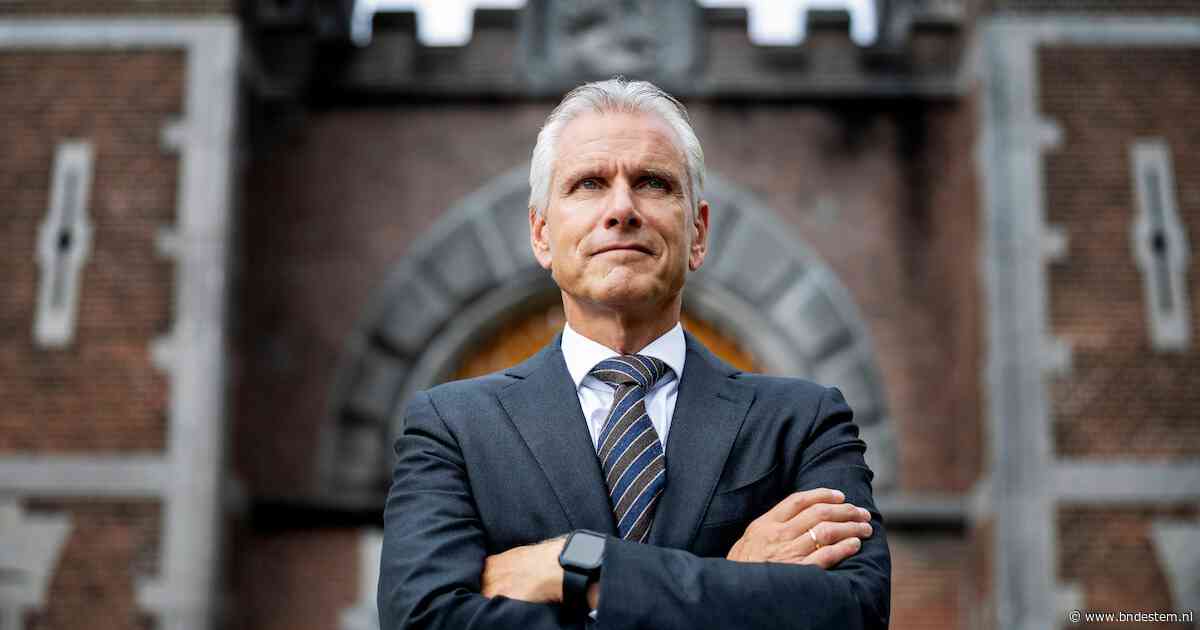 Topambtenaar: bajesklant vaker overdag naar werk om cellentekort aan te pakken