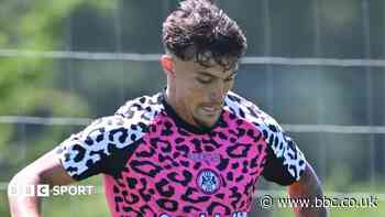 Forest Green recall Marquez from Worthing loan