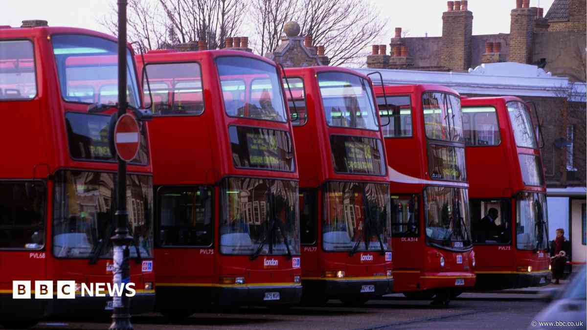 TfL to build more than 50 bus driver toilet blocks