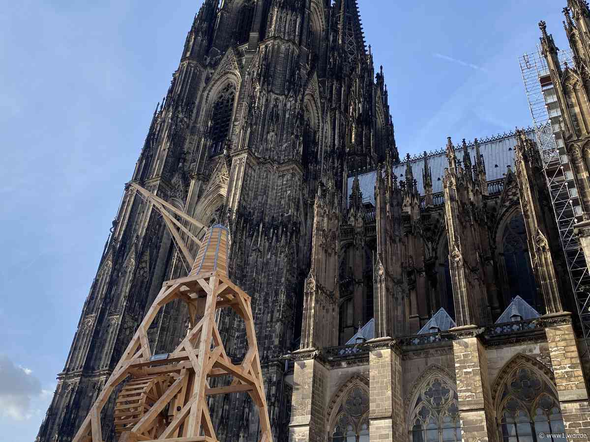 Kölner Dom: Historischer Kran ist zurück