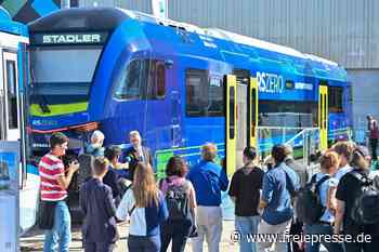 Chemnitz am Zug: Unternehmen präsentieren sich auf Bahntechnik-Messe in Berlin