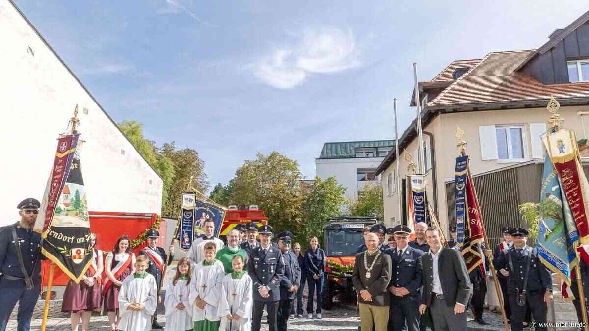 UTV 20 Minuten vor Segnung im Einsatz: Herrschinger Feuerwehr weiht drei Geräte ein