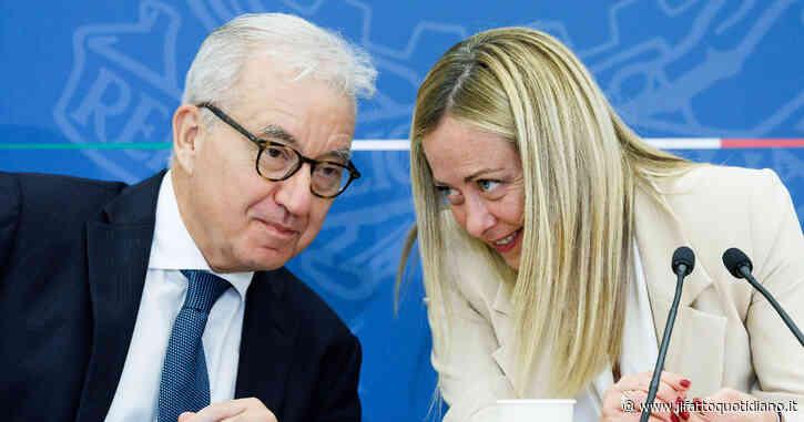Palazzo Chigi compra una macchina “distruggi documenti” per i file top secret
