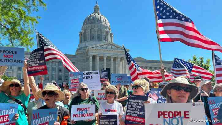 Appeals court orders Missouri to use GOP-friendly map as Supreme Court fight looms