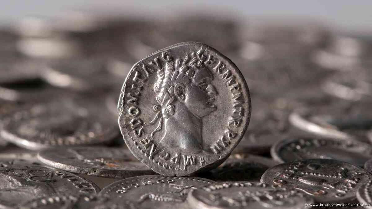Bedeutender Fund: Römischer Münzschatz der Hadrian-Zeit bei Köln entdeckt