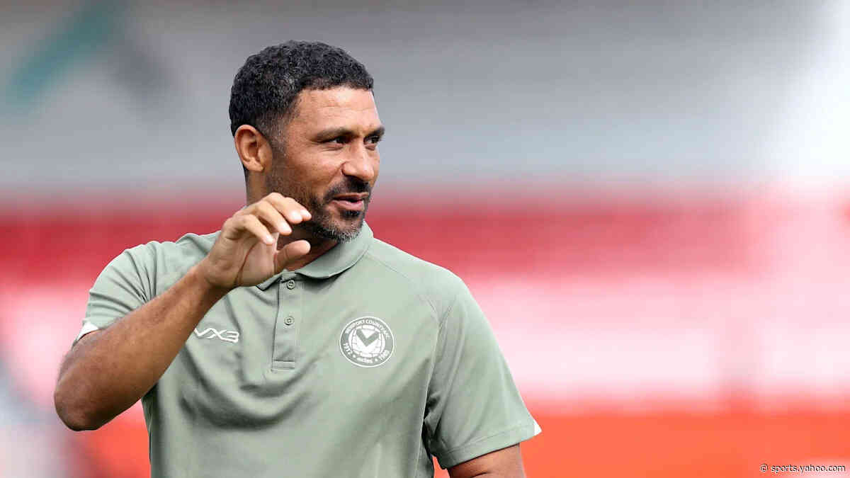 Mullins to 'use squad' for EFL Trophy trip to Swindon