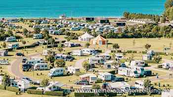 Dieser Campingplatz bietet Sauna und Meer und liegt auf einer Insel