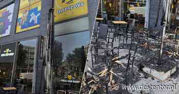 Man steekt joint op midden in restaurant en wordt eruitgezet, tien uur later staat de parasol in brand