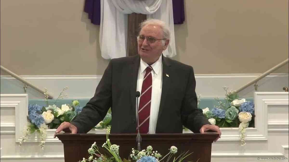 Old Testament vs New Testament (Pastor Charles Lawson)
