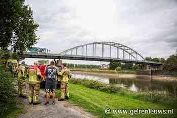 Persoon raakt te water, hulpdiensten komen in actie