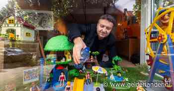 Vijftiger Hans speelt nog steeds met Playmobil: honderden mensen lopen dagelijks langs zijn diorama’s