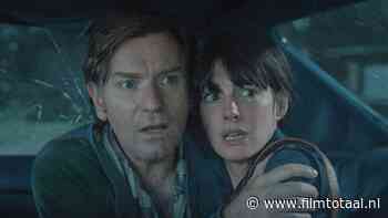 Dinosaurusflop met Anne Hathaway scoort als een malle op streaming en ook jij kunt er binnenkort thuis van genieten