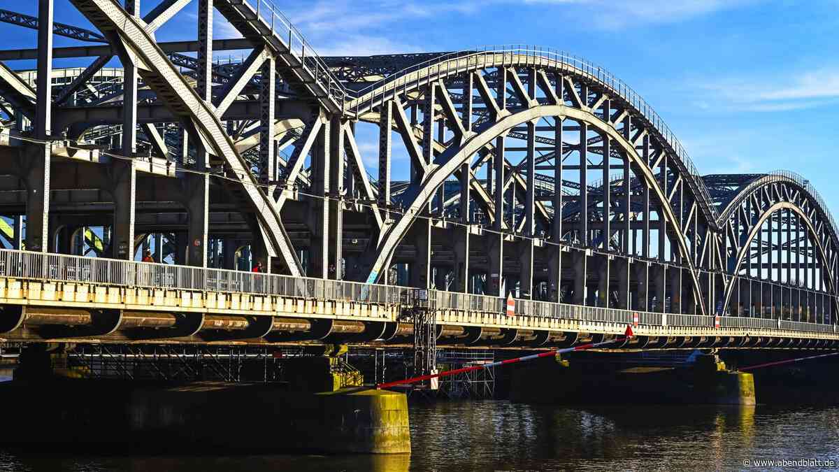 Nach Unfall mit Binnenschiff nicht zu retten: Hamburg bekommt eine neue Elbbrücke