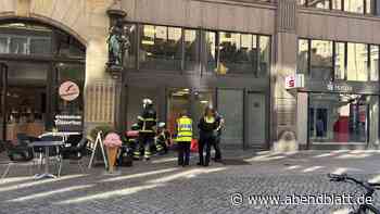 Gasaustritt im „Boullion“ – Feuerwehr evakuiert Restaurant am Rathausmarkt