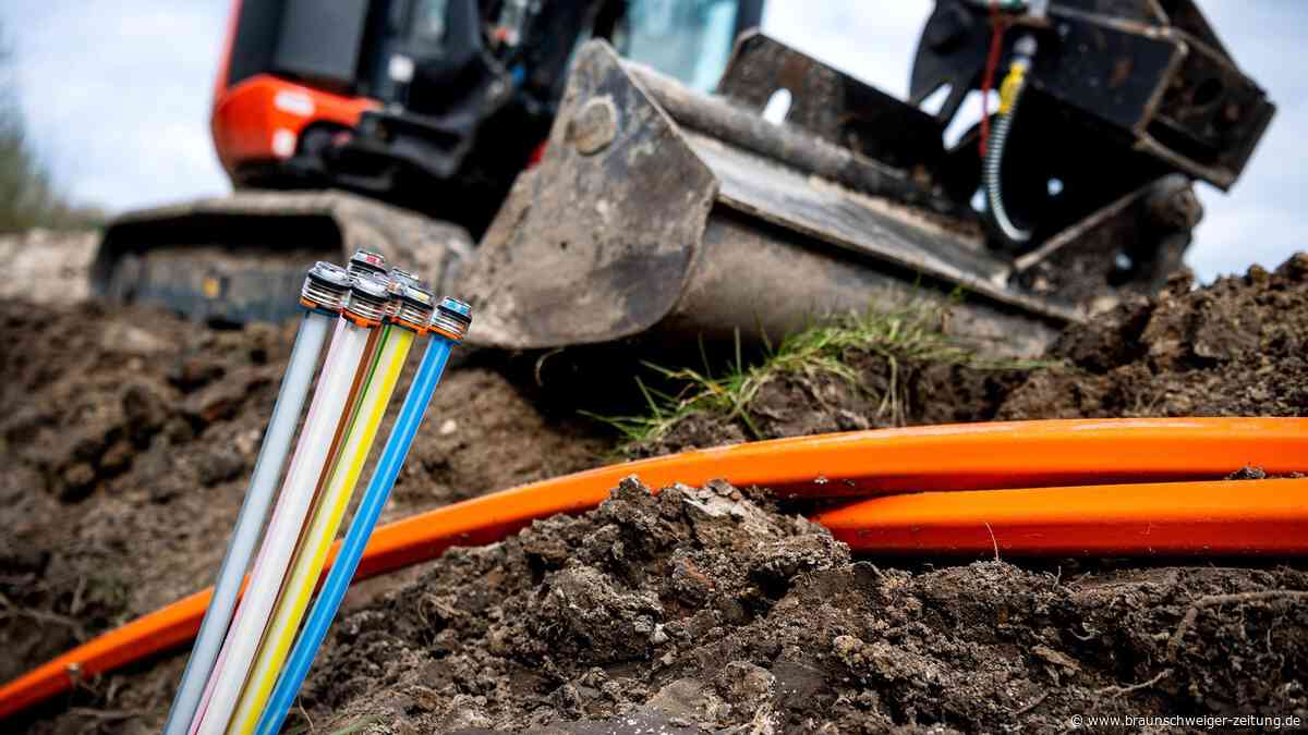 Glasfaserkabel zerstört: 2000 Haushalte in Wolfsburg stundenlang ohne Internet