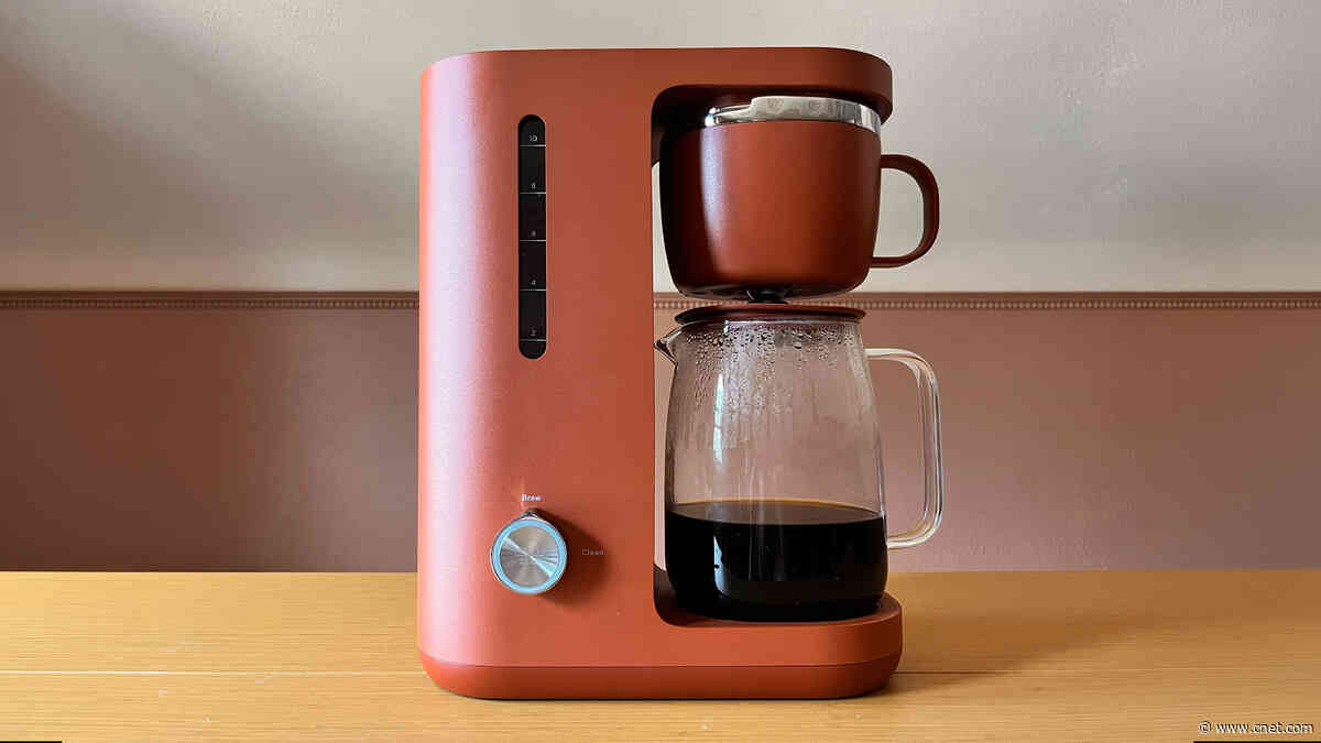 I’ve Been Waiting for a Coffee Maker With No Plastic in the Brew Path. Caraway Just Delivered