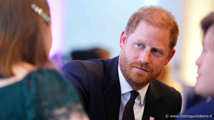 Il principe Harry prepara un documentario su “mummy” Diana e per la prima volta parla dei figli Archie e Lilibet: “Erano genuinamente affascinati”