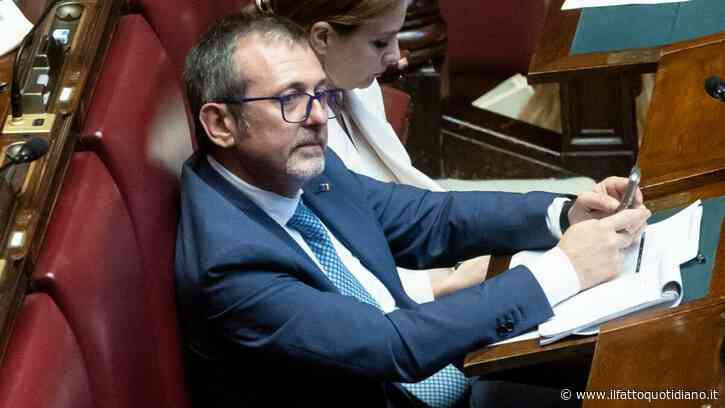 “Divulgò informazioni segrete per fini politici”: le motivazioni della condanna d’Appello a Delmastro per il caso Cospito