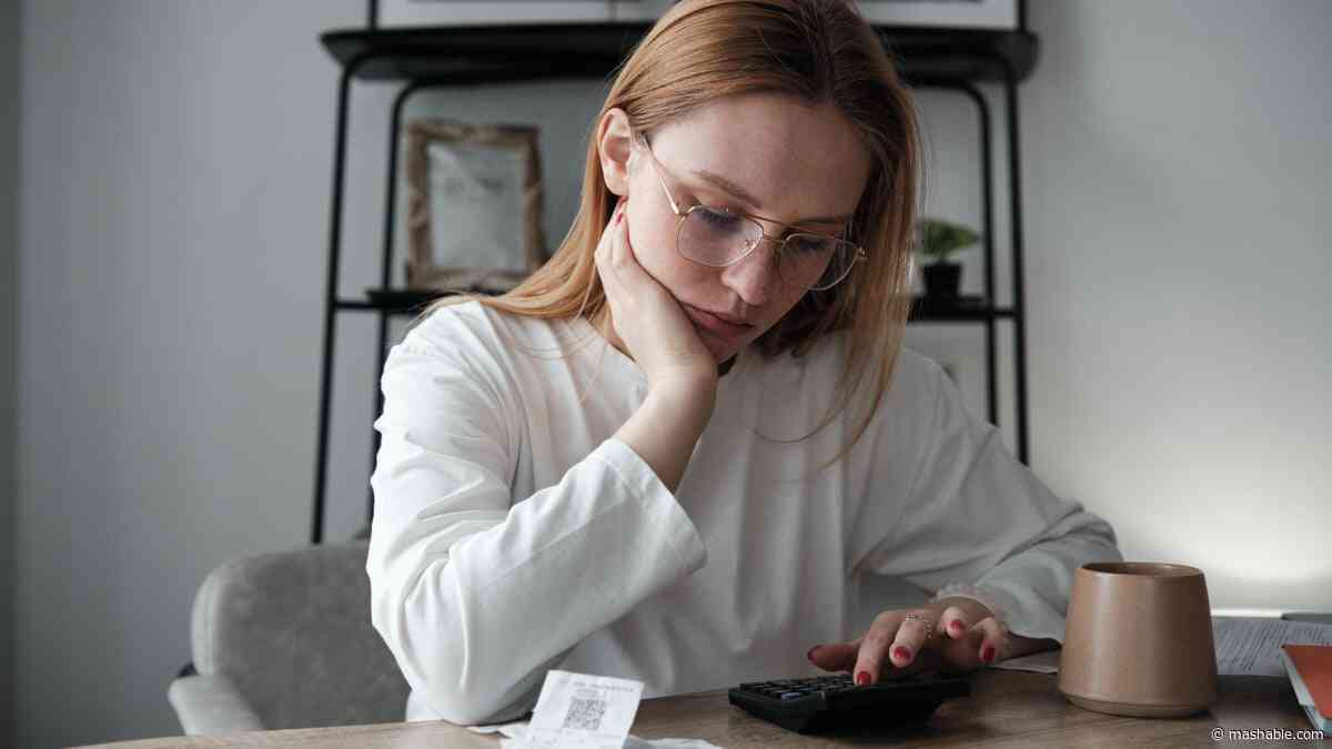 One in 10 young singles stopped dating because its too expensive, report states
