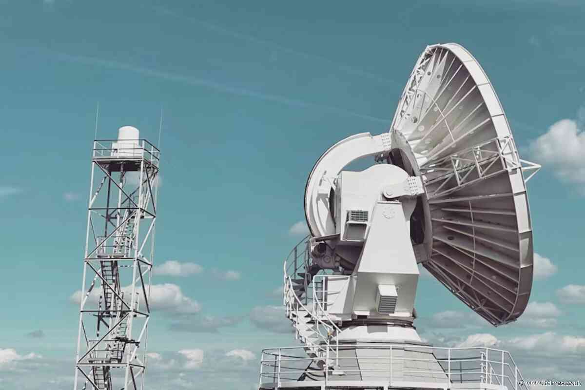 Astronomers Detect the First Direct Radio Signal From an Exoplanet but Disappoint Alien Enthusiasts
