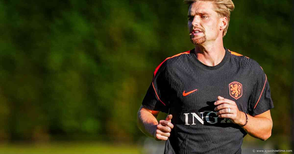 Taylor en Brobbey herenigd: 'Ik heb hem gemist, spreek hem elke dag'