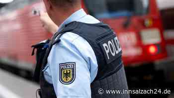 Blaues Auge und Platzwunde: Schwarzfahrer (18) schlägt Lokführer in Bayern ins Gesicht