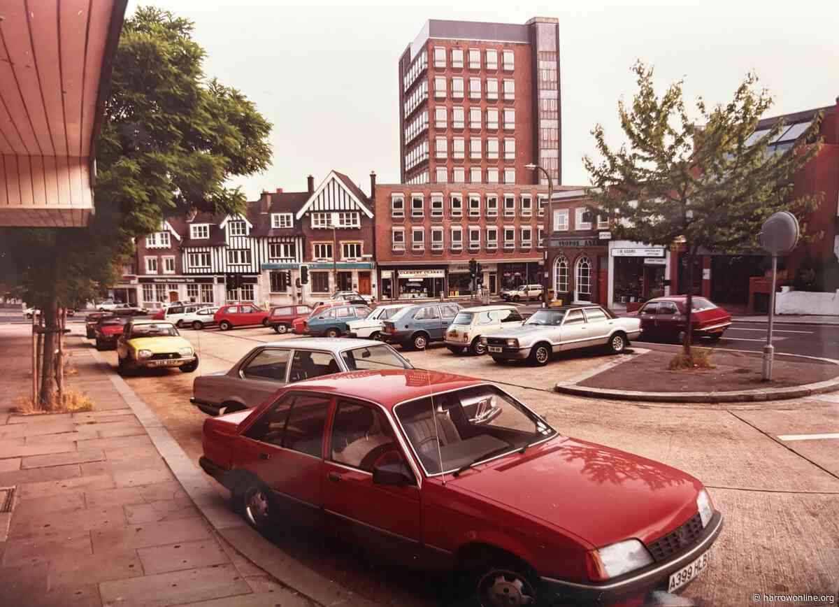 In Pictures: Stanmore Broadway in the 1980s